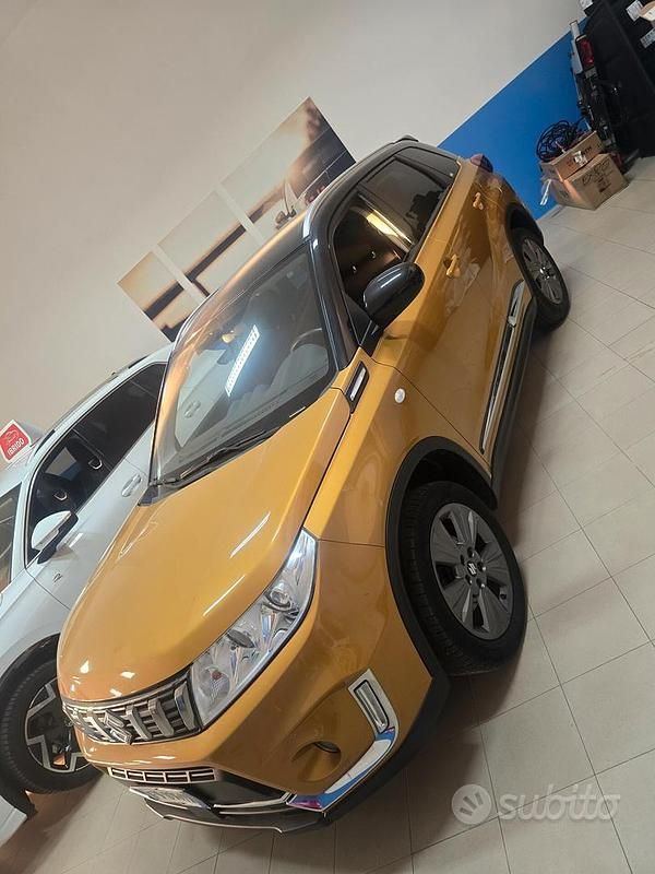 Usata Suzuki Vitara Cool 111 CV (81 kW) 2019 Giallo SUV