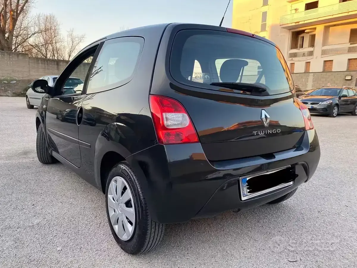 Usata Renault Twingo 65 CV (47 kW) 2008 Nero Utilitaria