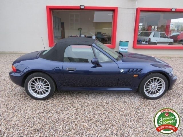 Usata BMW Z3 Efficient Dynamics 122 CV (89 kW) 1999 Blu Cabrio