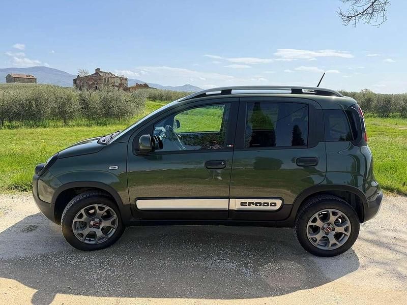 Usata Fiat Panda Cross Cross 86 CV (63 kW) 2020 Verde Utilitaria