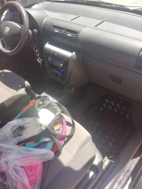 Begagnad VW Fox 75 HK (55 kW) 2008 Halvkombi