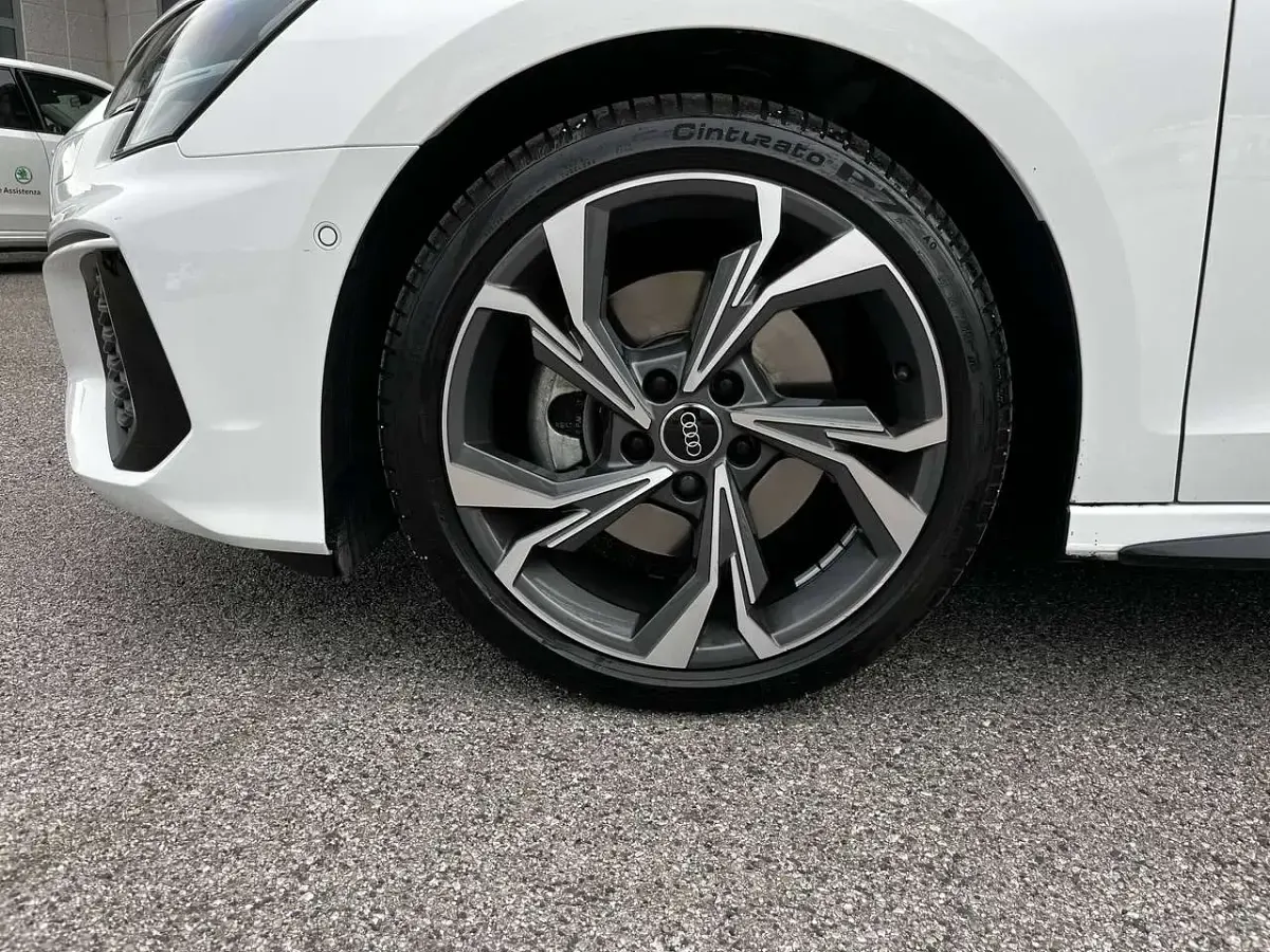 Usata Audi A3 S-Line 110 CV (80 kW) 2021 Bianco ibis Berlina