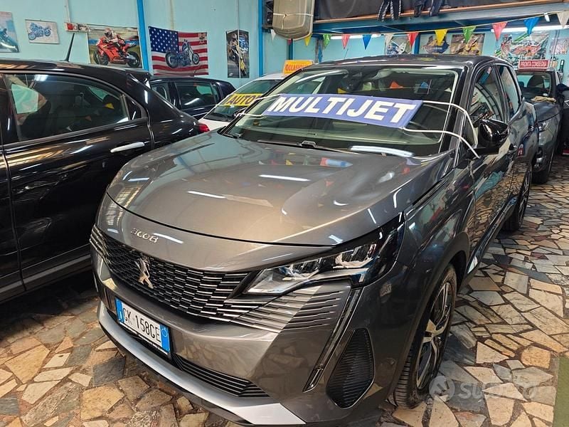 Usata Peugeot 3008 Allure 130 CV (95 kW) 2022 Grigio Station wagon