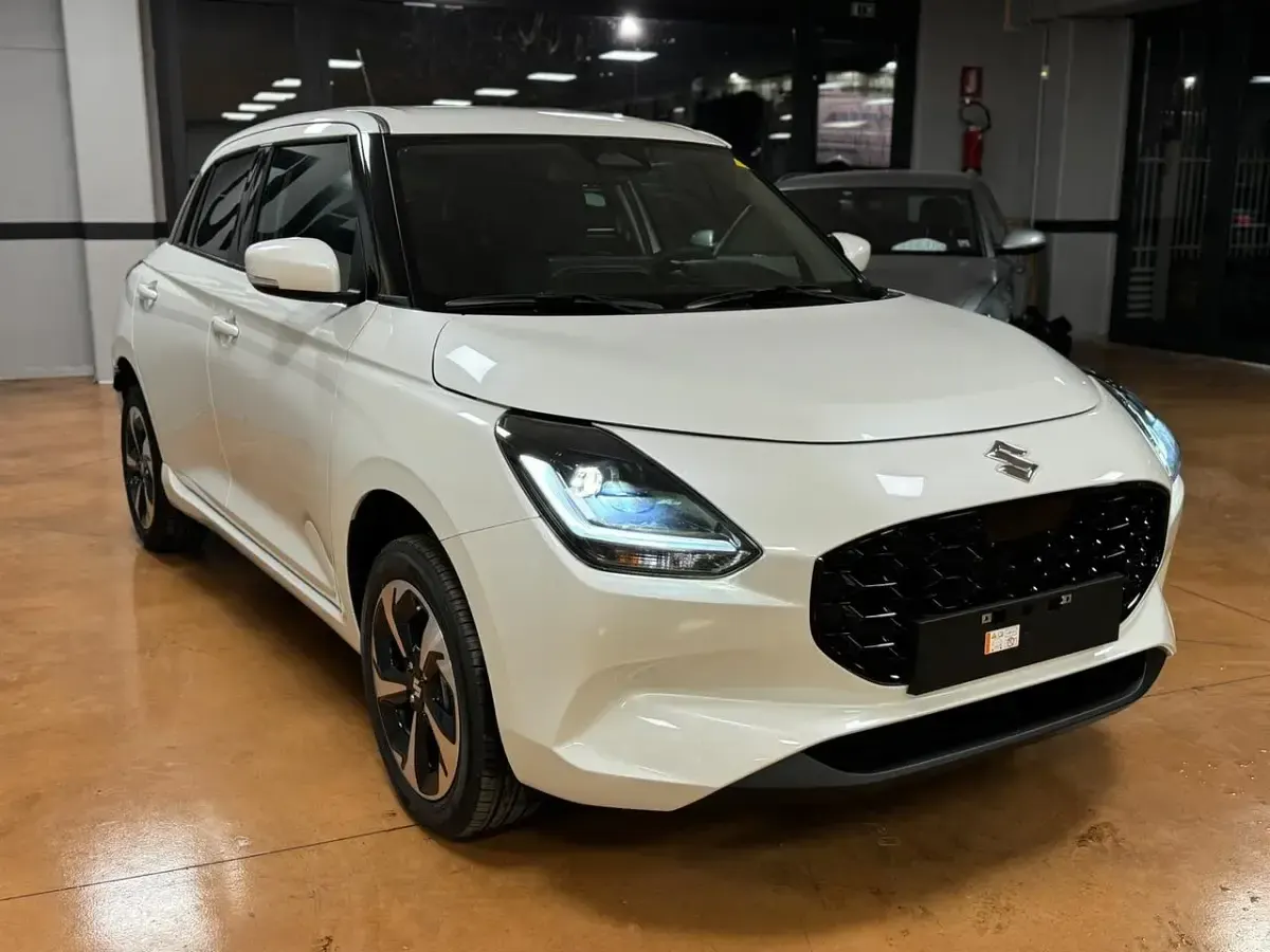 Nuova Suzuki Swift 82 CV (60 kW) 2026 Bianco Utilitaria