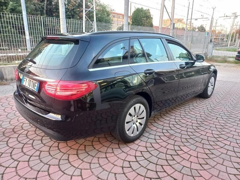 Usata Mercedes C180 Executive 116 CV (85 kW) 2016 Nero Station wagon