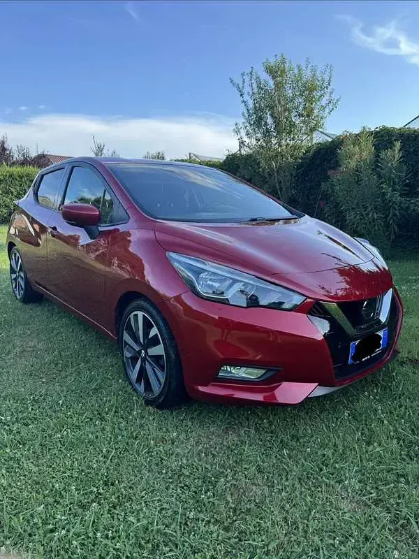 Usata Nissan Micra Acenta 90 CV (66 kW) 2018 Rosso Utilitaria