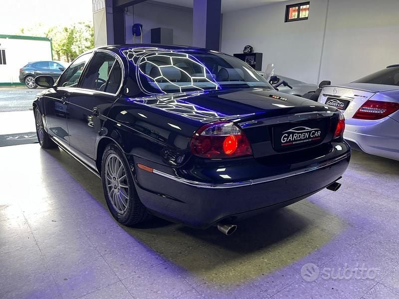 Usata Jaguar S-Type Executive 207 CV (152 kW) 2006 Blu Berlina