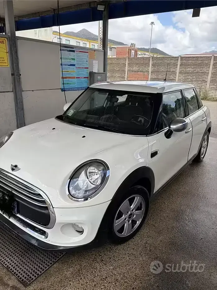 Usata Mini One D 95 CV (69 kW) 2015 Bianco Utilitaria