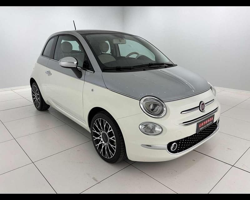 Bianco gelatogrigio lunare Usata 2018 Fiat 500 Collezione Tre volumi | 14.900 € (Molto cara) - Immagine 1/4