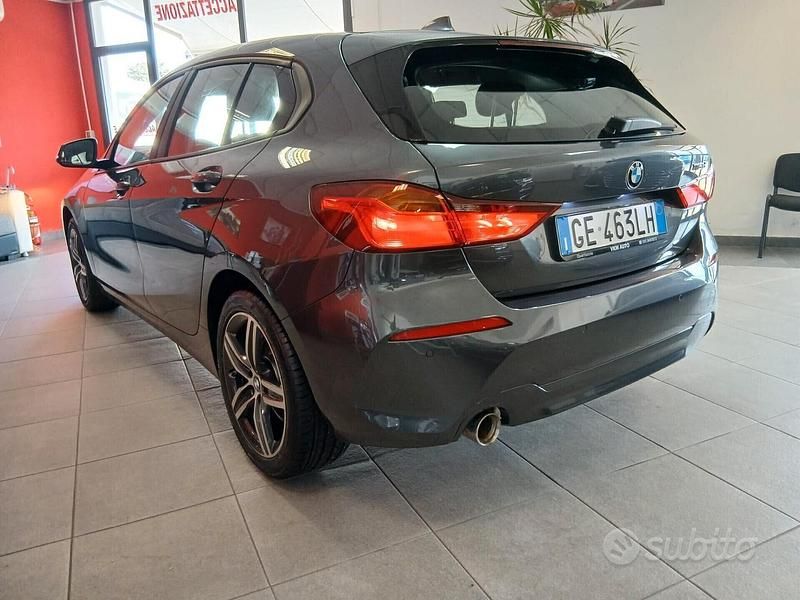 Usata BMW 116 Efficient Dynamics 116 CV (85 kW) 2021 Grigio Utilitaria