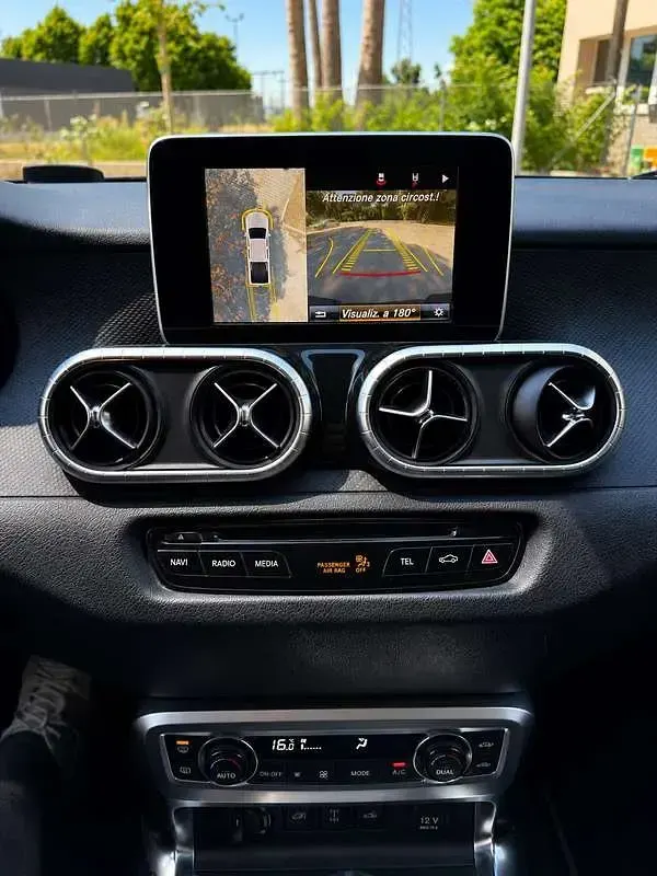 Usata Mercedes X250 Business 190 CV (139 kW) 2019 Pick-up