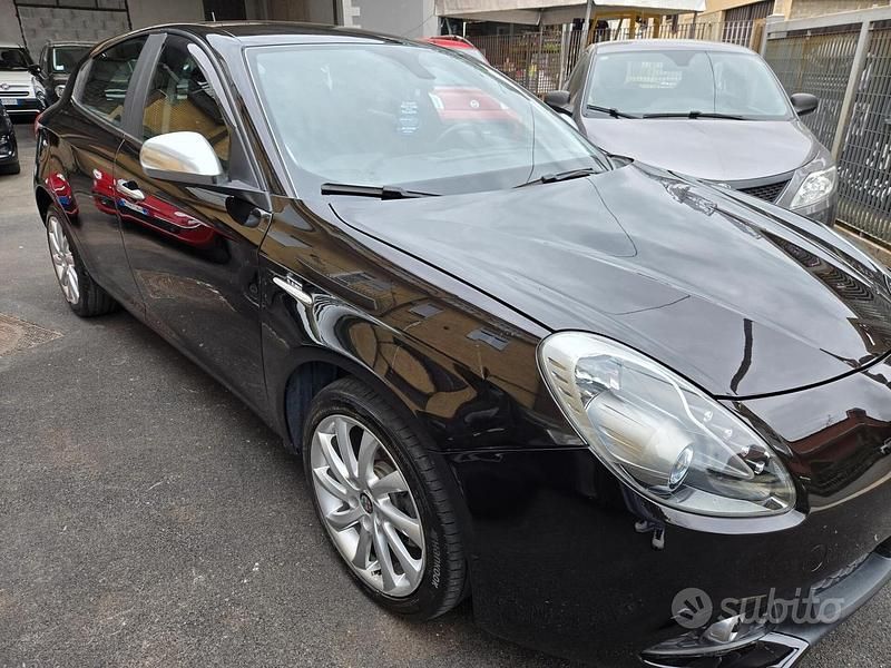 Gebraucht Alfa Romeo Giulietta Business 120 PS (88 kW) 2017 Schwarz Kleinwagen