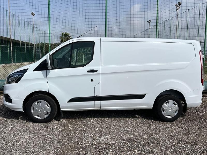 Usata Ford Transit Custom 131 CV (96 kW) 2022 Bianco Berlina