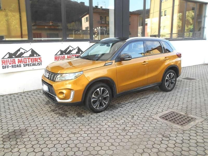 Usata Suzuki Vitara 102 CV (75 kW) 2023 Giallo tibet SUV