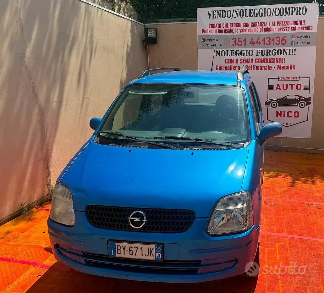 Usata Opel Agila 58 CV (42 kW) 2002 Bluazzurro Monovolume