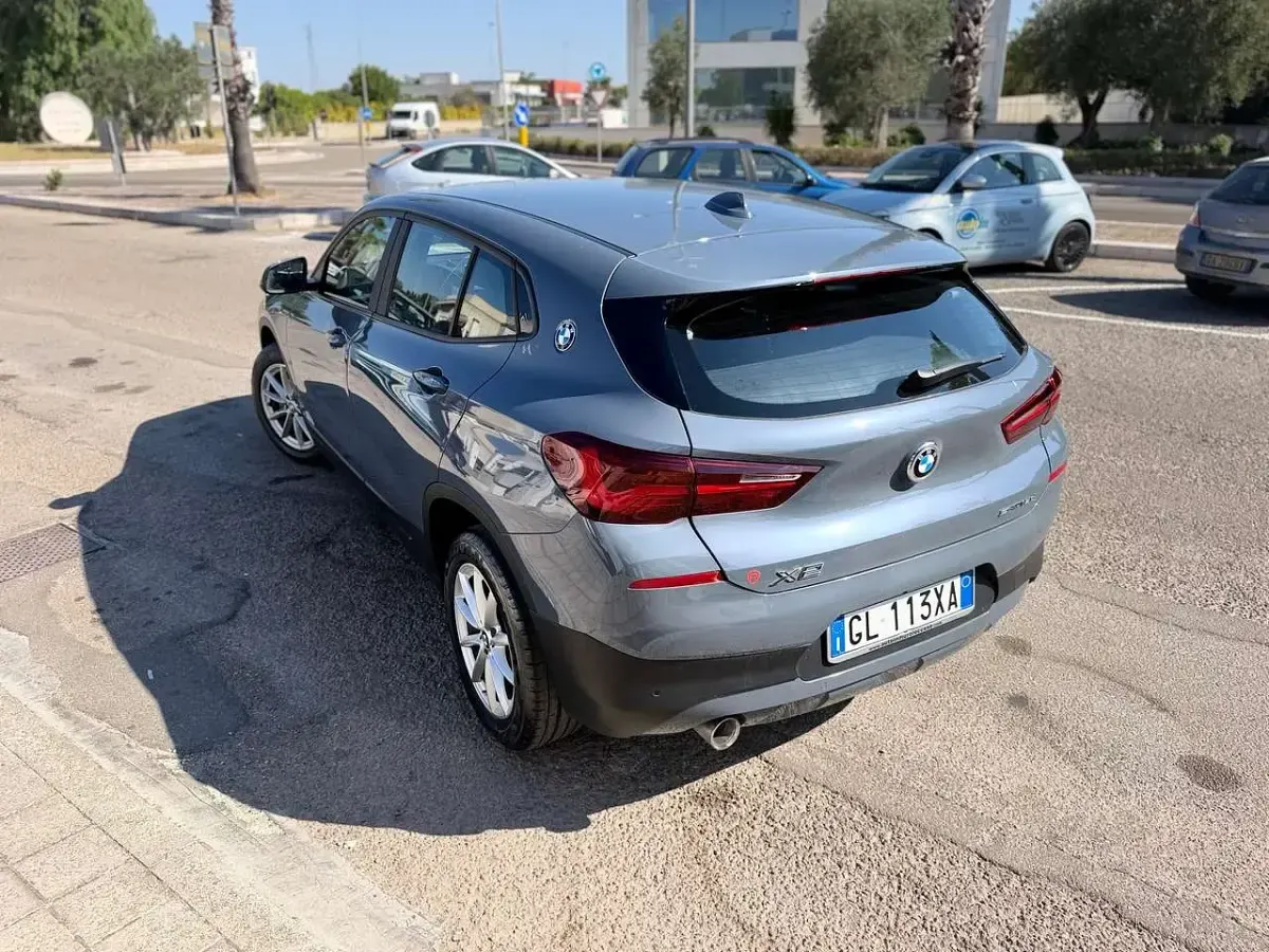 Usata BMW X2 116 CV (85 kW) 2022 Grigio SUV