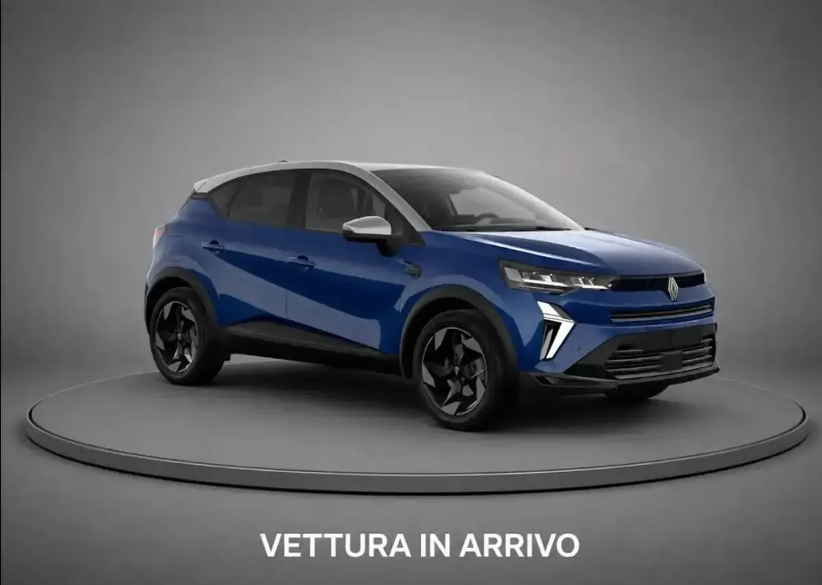 Usata Renault Captur Techno 101 CV (74 kW) 2025 Blu tetto nero SUV