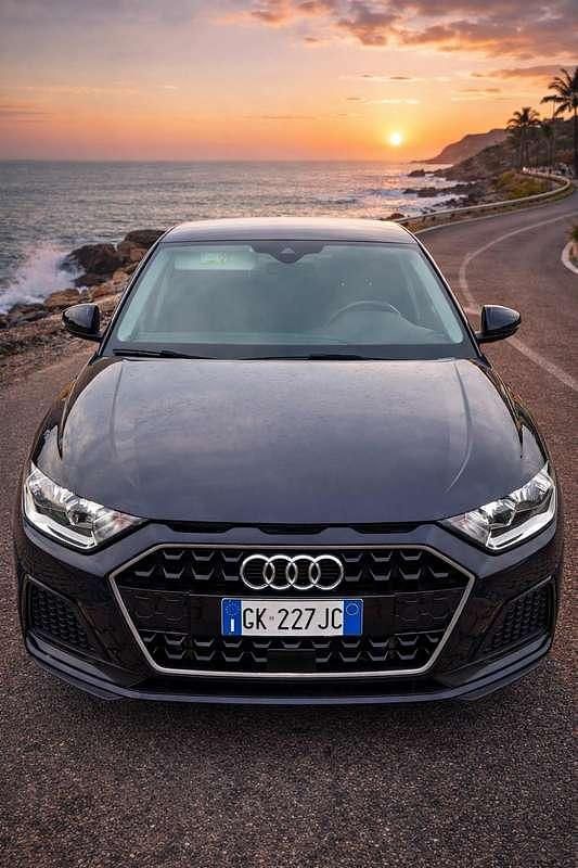 Usata Audi A1 Sportback Advanced 110 CV (80 kW) 2020 Blu/azzurro Utilitaria