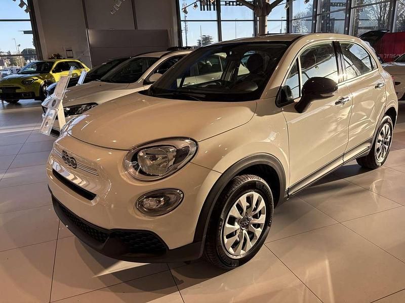 Bianco Nuova 2025 Fiat 500X SUV | 25.900 € (Molto cara) - Immagine 1/4