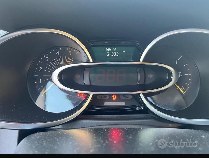 Usata Renault Clio GrandTour 90 CV (66 kW) 2015 Grigio Station wagon