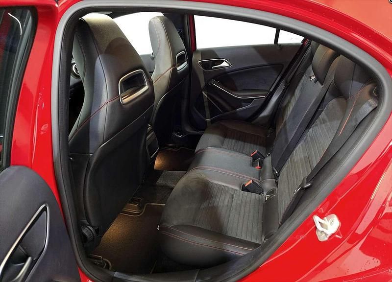 Usata Mercedes A160 Premium 102 CV (75 kW) 2016 Rosso Berlina