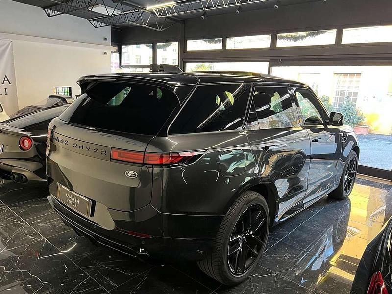 Usata Land Rover Range Rover Sport HSE Dynamic 249 CV (183 kW) 2023 Carpathian grey SUV
