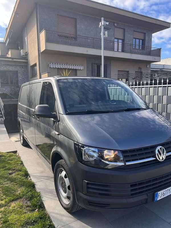 Usata VW T6 150 CV (110 kW) 2017 Grigio Furgone