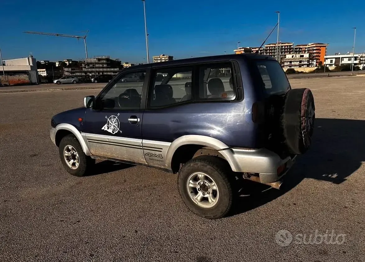 Usata Nissan Terrano 99 CV (72 kW) 1998 SUV