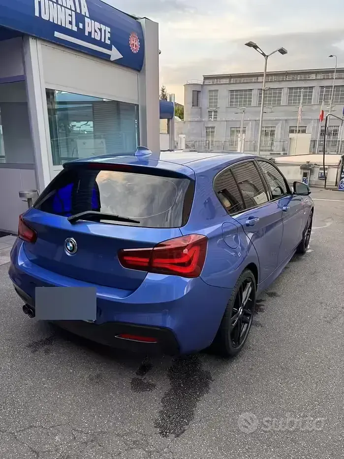 Usata BMW 120 Shadowline 184 CV (135 kW) 2019 Blu Utilitaria