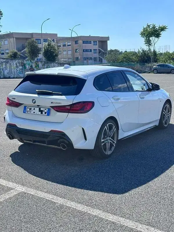 Usata BMW M135 Efficient Dynamics 306 CV (225 kW) 2022 Bianco Utilitaria