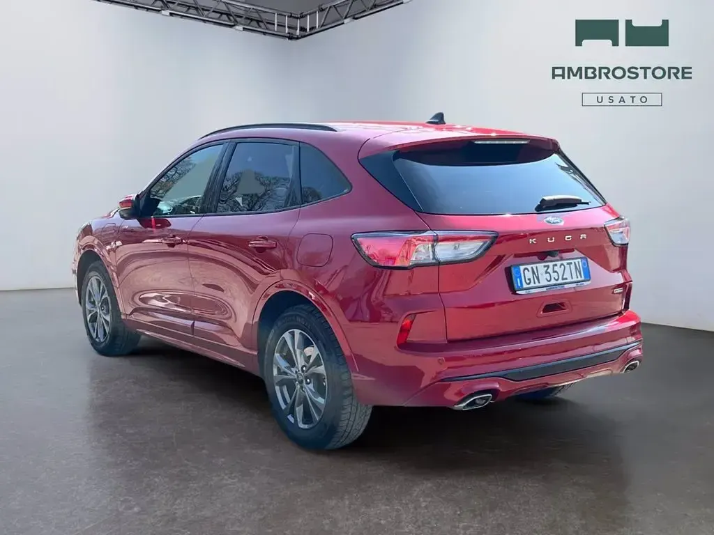 Usata Ford Kuga ST-Line 225 CV (165 kW) 2023 Lucid red SUV