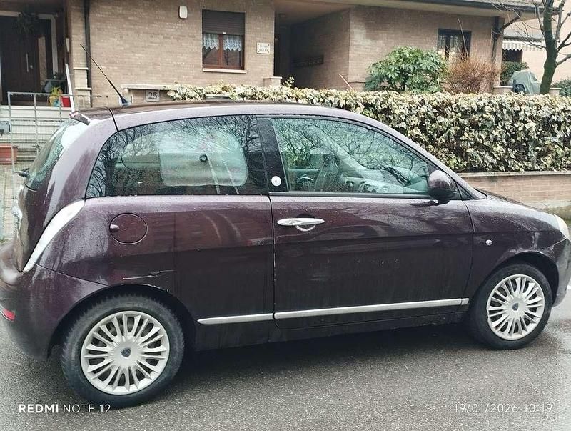 Usata Lancia Ypsilon 77 CV (56 kW) 2010 Utilitaria