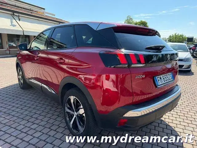 Usata Peugeot 3008 Allure 119 CV (87 kW) 2018 Rosso SUV
