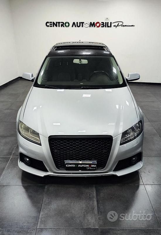 Usata Audi A3 Ambition 105 CV (77 kW) 2011 Grigio Utilitaria