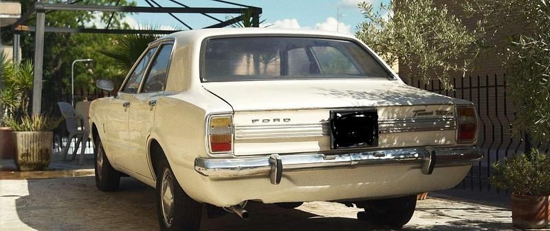 Usata Ford Taunus XL 58 CV (42 kW) 1973 Bianco Berlina
