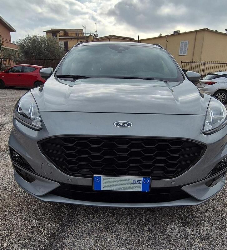 Usata Ford Kuga ST 150 CV (110 kW) 2023 SUV