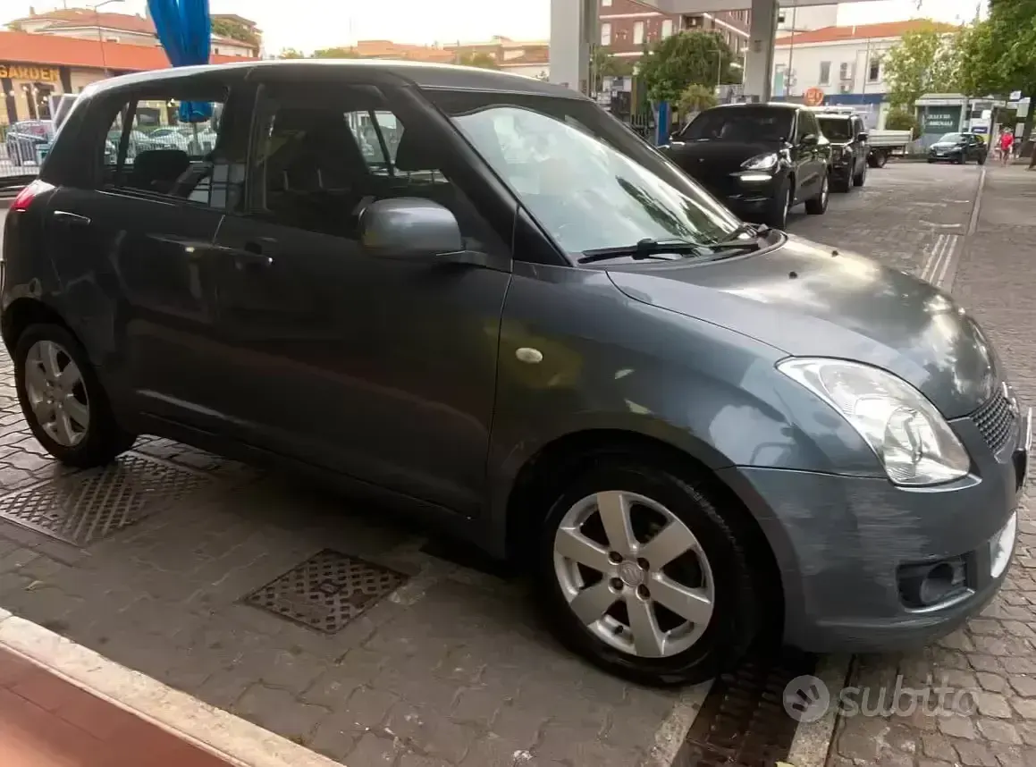 Usata Suzuki Swift 92 CV (67 kW) 2008 Grigio Utilitaria