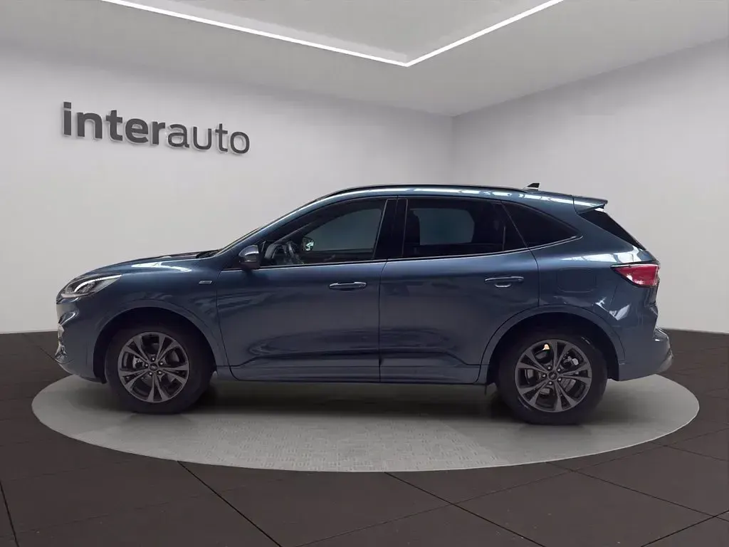 Begagnad Ford Kuga ST-Line 190 HK (139 kW) 2023 Blå SUV