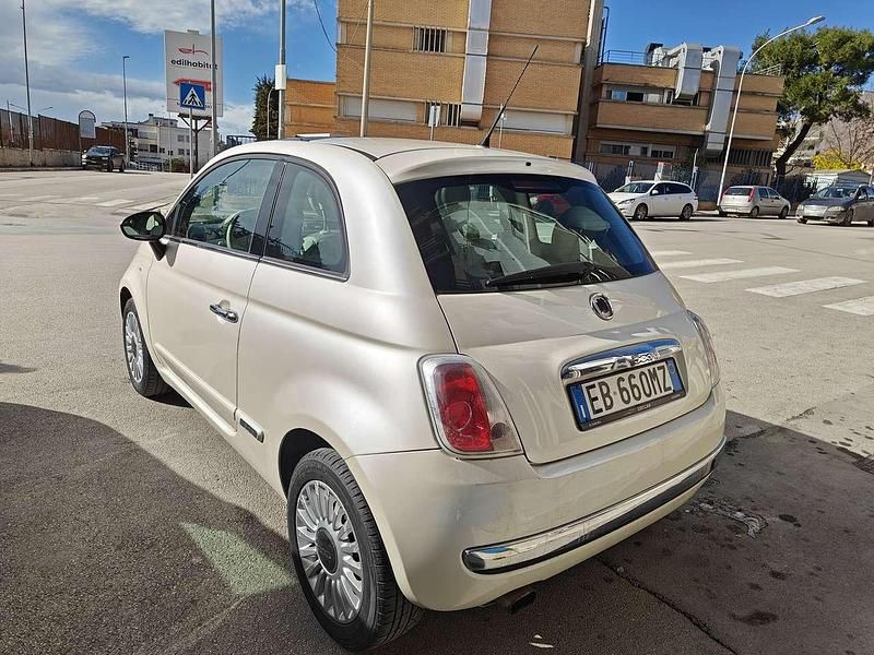 Usata Fiat 500 Lounge 69 CV (50 kW) 2010 Perla Utilitaria