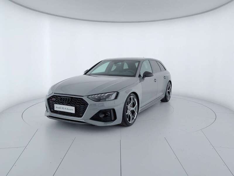 Grigio Nuova 2025 Audi RS4 Station wagon | 124.900 € - Immagine 1/4