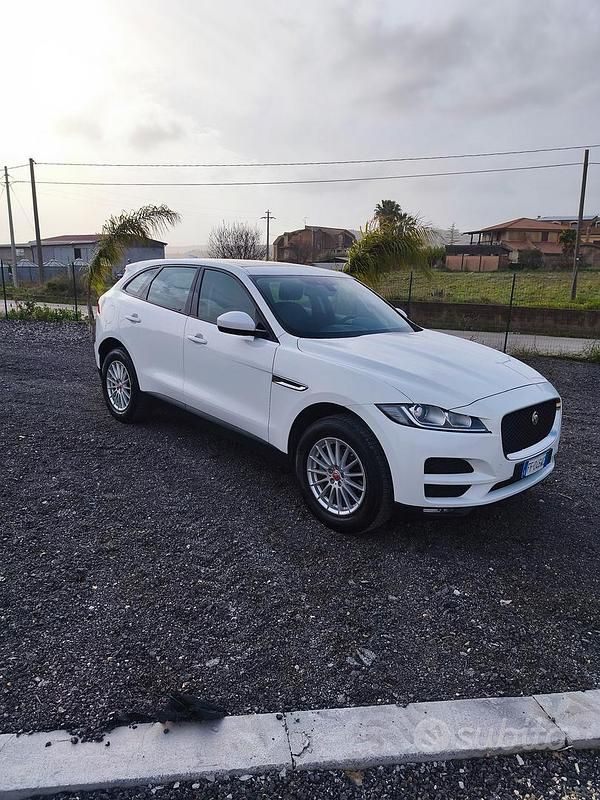 Usata Jaguar F-Pace 180 CV (132 kW) 2016 Bianco SUV
