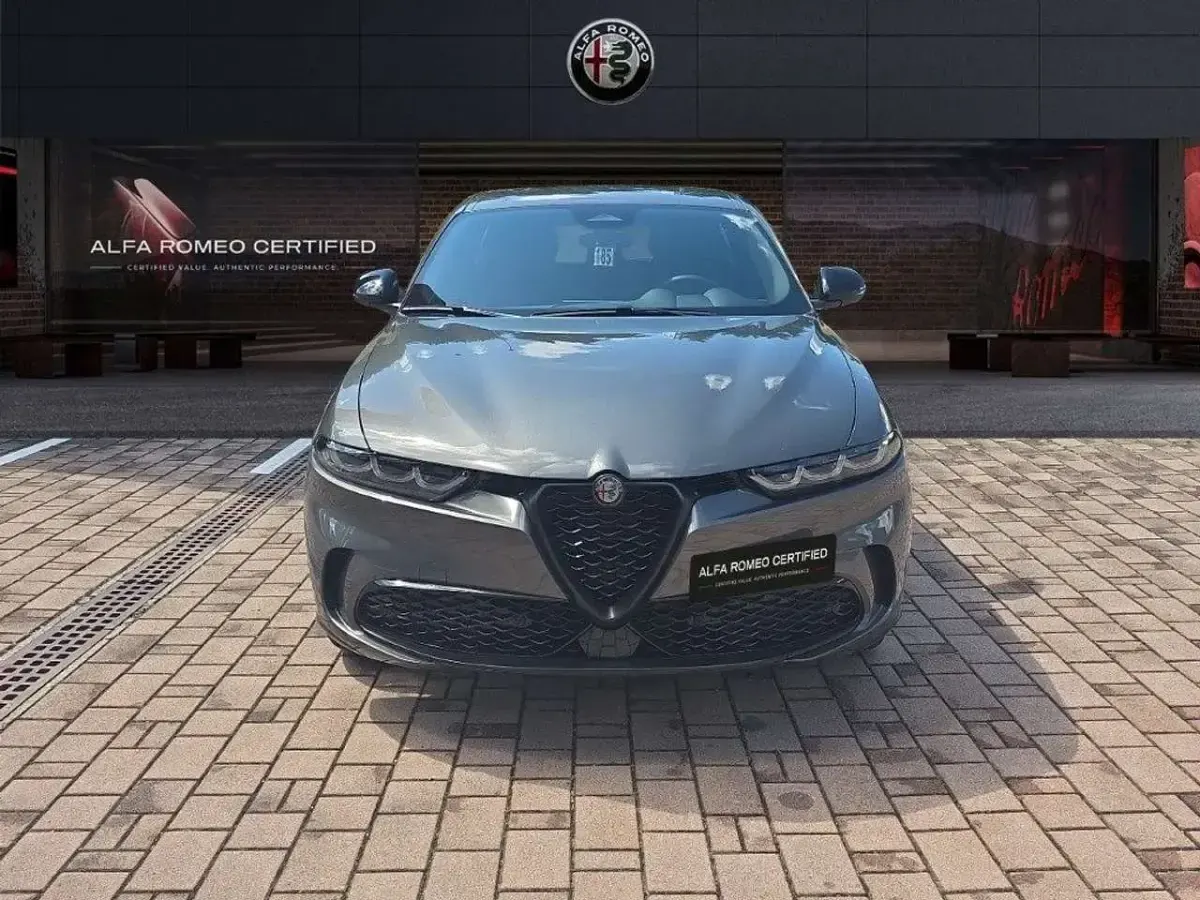 Nuova Alfa Romeo Tonale Sprint 131 CV (96 kW) 2026 Grigio scuro SUV