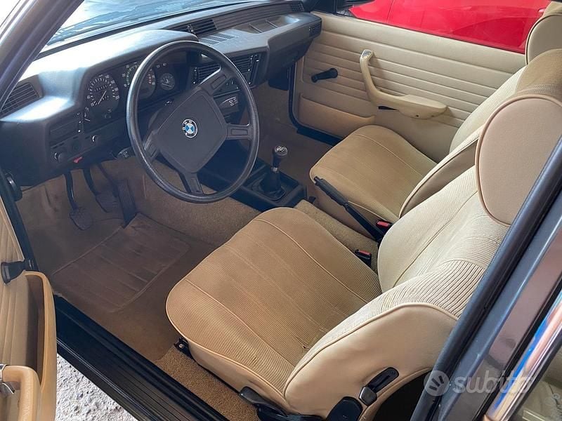 Usata BMW 318 1982 Grigio Coupé