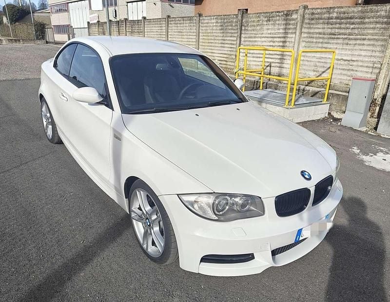 Usata BMW 135 Coupé M Sport 306 CV (225 kW) 2009 Bianco Coupé