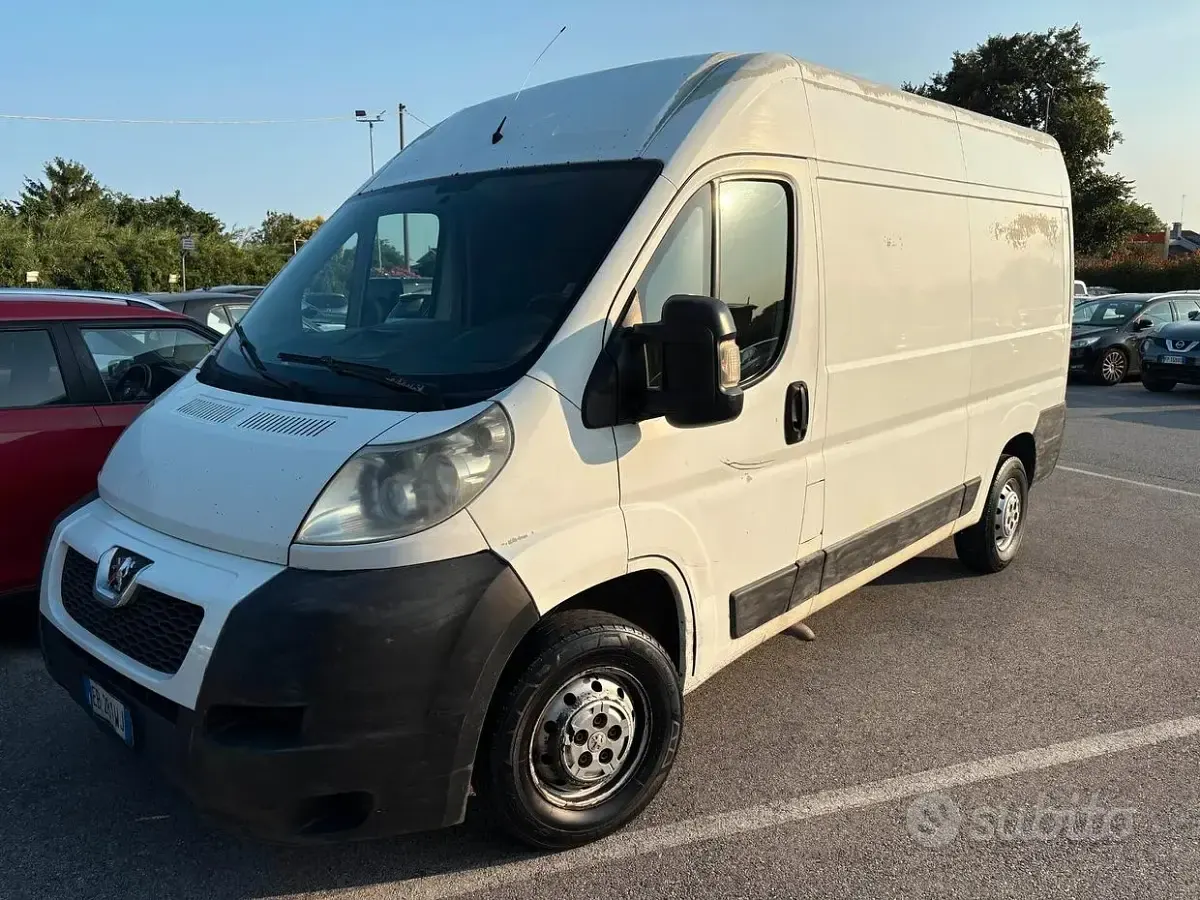 Usata Peugeot Boxer 120 CV (88 kW) 2010 Bianco Furgone