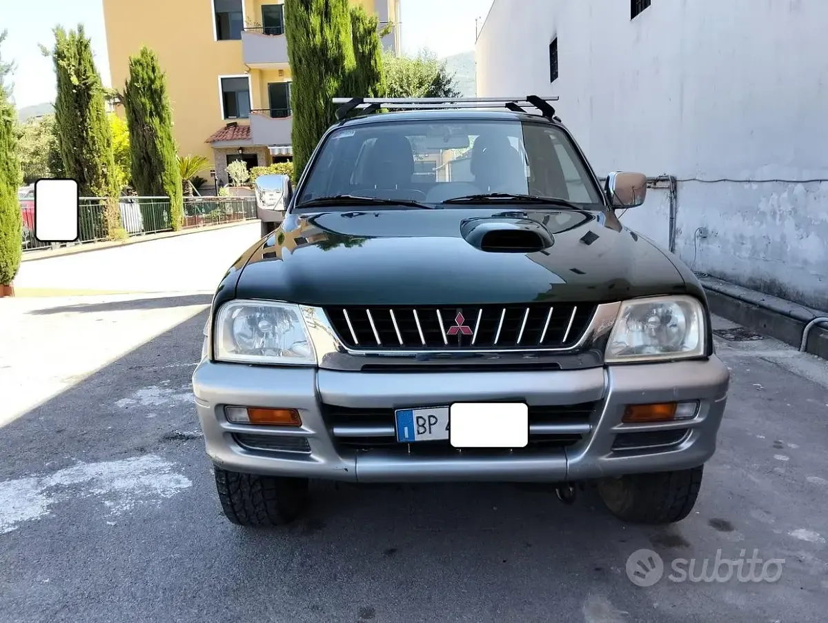 Usata Mitsubishi L200 Comfort Edition 100 CV (73 kW) 1999 Verde Pick-up