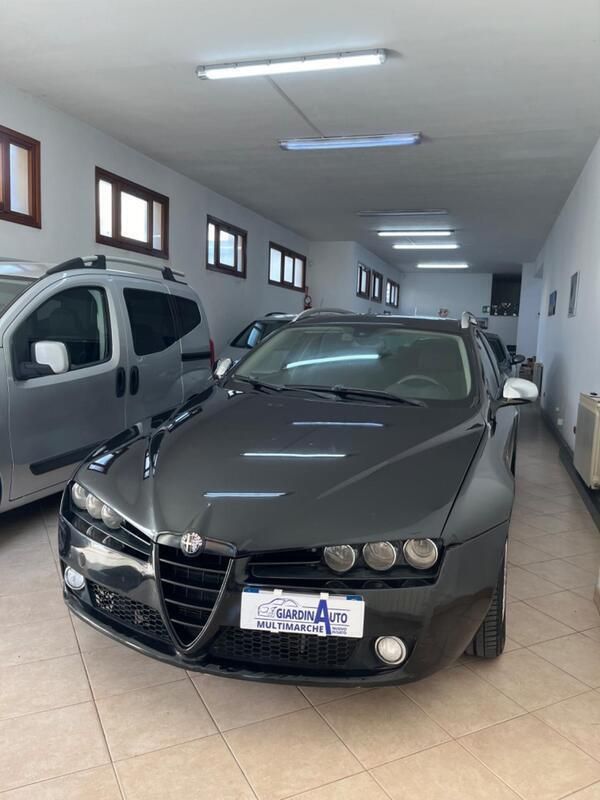 Nero Usata 2007 Alfa Romeo 159 Distinctive Station wagon | 4600 € (Molto cara) - Immagine 1/4
