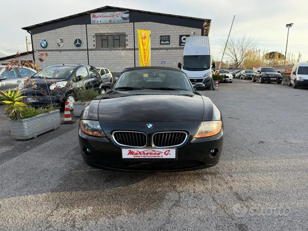 Usata BMW Z4 Efficient Dynamics 150 CV (110 kW) 2005 Nero Cabrio
