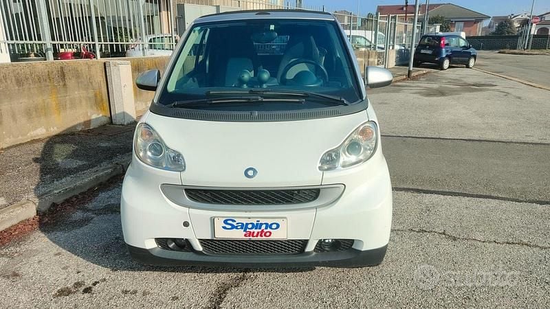 Usata Smart ForTwo Cabrio Pulse 84 CV (61 kW) 2007 Bianco Cabrio