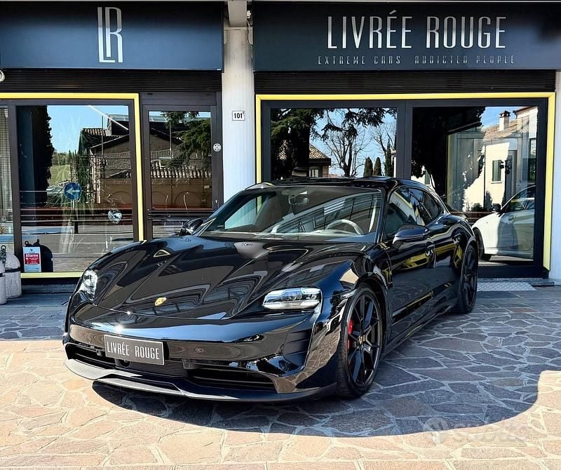 Usata Porsche Taycan 514 kW (700 CV) 2023 Nero Station wagon